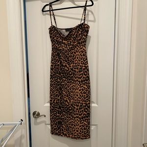 Pretty Little Thing Leopard Print Bodycon Dress size 8 US Sold Out Online